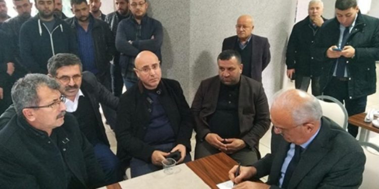 Vezirköprü Nakliyecileri Milletvekili Yılmaz’dan yardım istedi