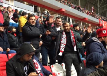 Zirve hasreti sona erdi… Yeni lider Samsunspor