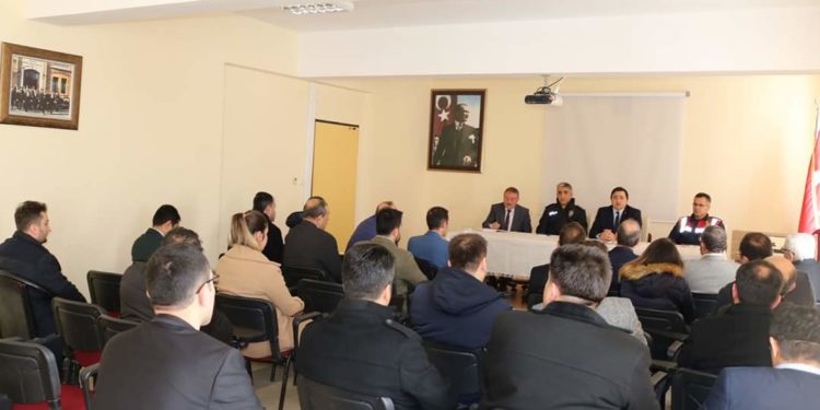 Asarcık Kaymakamlığında Uyuşturucu ve Bağımlılıkla Mücadele toplantısı yapıldı