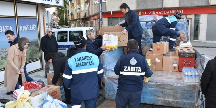 Yakekent Belediyesi :Bizimde çorbada Tuzumuz olsun dedi Depremzedelere yardım gönderdi
