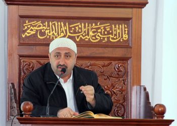 İlahiyat yazar Ömer Döngeloğlu 2015 yılında Asarcık’ta sohbet verdi