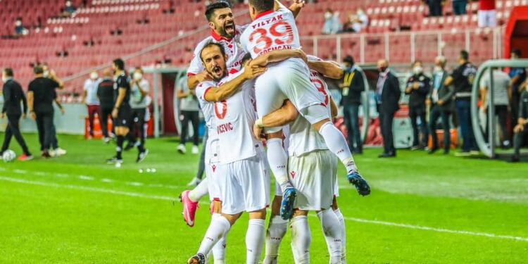 Samsunspor: 3 – Ümraniyespor: 0
