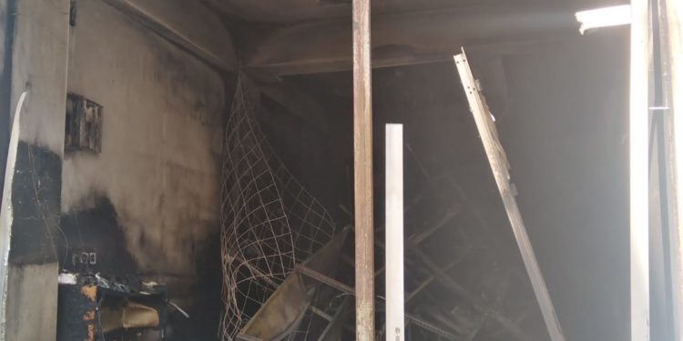 Asarcık’ta çıkan yangın söndürüldü