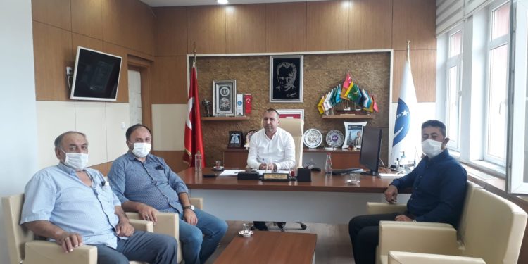Başkan Kılağuz Muhtarları makamında kabul etti