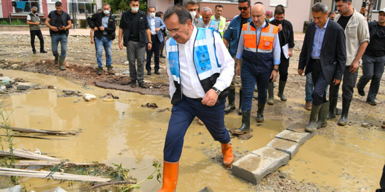 BAŞKAN MUSTAFA DEMİR: YARALARIMIZI EL BİRLİĞİ İLE SARACAĞIZ