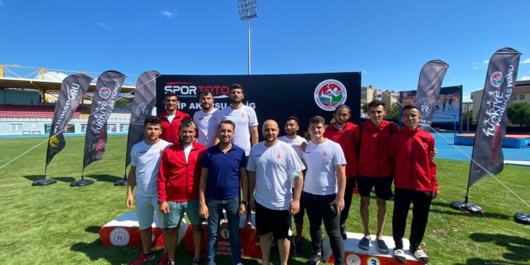 ASARCIK GENÇLİK SPOR KULÜBÜ, 1 PUANLA 3.LİGİ KAÇIRDI!