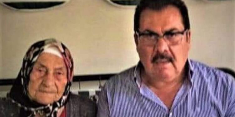 Samsun’luların ağabeyi Kaya Aşçı annesini kaybetti