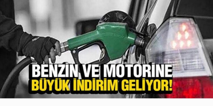 Benzin ve Motorine Büyük İndirim Geliyor