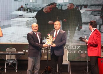 YILIN İSTİHDAM PROJE ÖDÜLÜ ASARCIK BELEDİYE BAŞKANI ŞERİF KILAĞUZ’A VERİLDİ