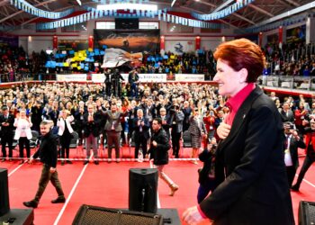 MERAL AKŞENER SAMSUN’DA