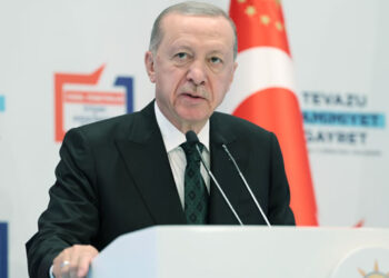 CUMHURBAŞKANI ERDOĞAN “SIĞINMACI NEFRETİNİ KÖRÜKLEYEREK HİÇBİR YERE VARILAMAZ”