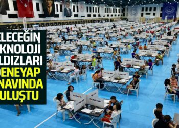 GELECEĞİN TEKNOLOJİ YILDIZLARI DENEYAP SINAVINDA BULUŞTU