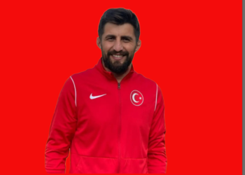 ASARCIK’TA BÜYÜK BAŞARILARA İMZA ATAN GÜREŞ ANTRÖNÖRÜ ”YASİN DUMAN” İSTİFA ETTİ