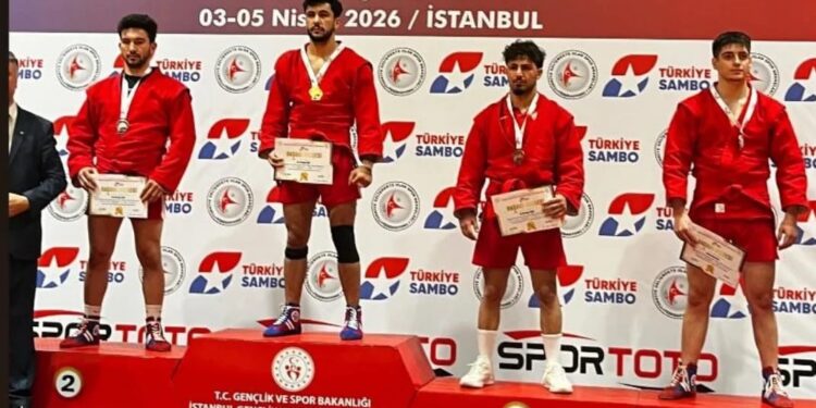ASARCIKLI SPORCULAR İSTANBUL’DA GÖĞSÜMÜZÜ KABARTTI: İSHAK TAHTACI TÜRKİYE 3.SÜ OLDU