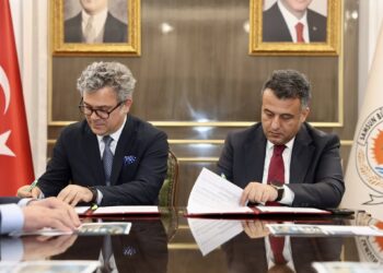 ASARCIK’IN KİREÇLİ SU ÇİLESİ BİTİYOR: ÇİCEKYAZI BARAJI İÇİN TARİHİ İMZALAR ATILDI!